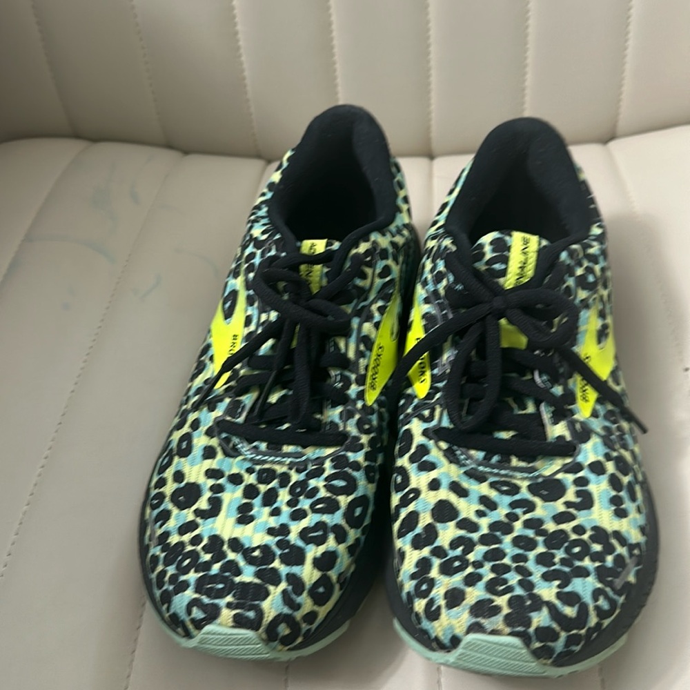 Brooks running shoes - leopard print